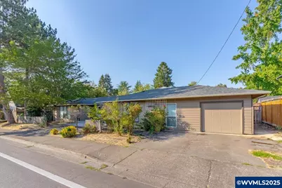 1825 NW Grant Av, Corvallis, OR 97330 - Photo 3