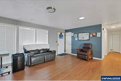 1825 NW Grant Av, Corvallis, OR 97330 - Photo 11