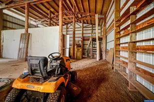 20125 McKillop Rd, Scotts Mills, OR 97375 - Photo 45