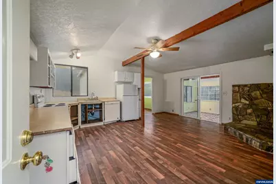 20125 McKillop Rd, Scotts Mills, OR 97375 - Photo 37