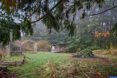 20125 McKillop Rd, Scotts Mills, OR 97375 - Photo 47