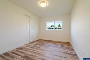 760 E Elmore St, Lebanon, OR 97355 - Photo 15