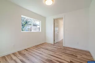 760 E Elmore St, Lebanon, OR 97355 - Photo 19