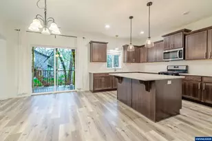 804 River Ave, Brownsville, OR 97327 - Photo 11