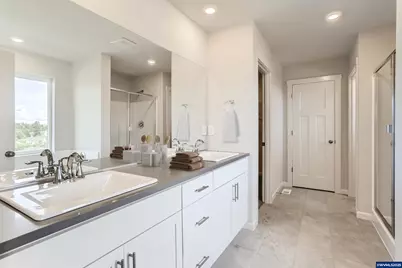 2626 Mount Saint Helens Av SE, Salem, OR 97302 - Photo 17