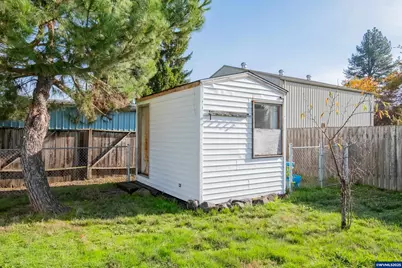 1926 Front Av NE, Albany, OR 97321 - Photo 45