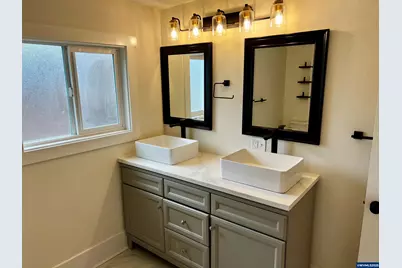 1375 Lee St SE, Salem, OR 97302 - Photo 5