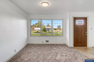 870 Ewald Ave SE, Salem, OR 97302 - Photo 9