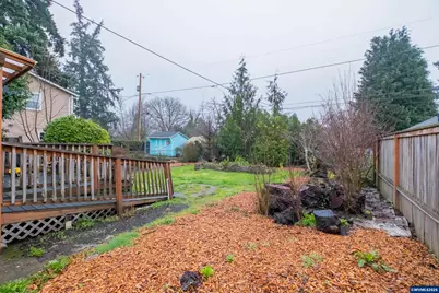 1030 21st St NE, Salem, OR 97301 - Photo 37