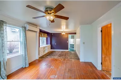 1030 21st St NE, Salem, OR 97301 - Photo 5