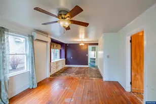 1030 21st St NE, Salem, OR 97301 - Photo 5