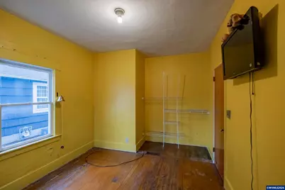 1030 21st St NE, Salem, OR 97301 - Photo 23