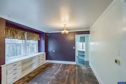 1030 21st St NE, Salem, OR 97301 - Photo 9