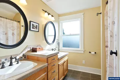 1740 Berry St SE, Salem, OR 97302 - Photo 29