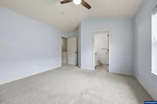 674 NE Newstead Ln, Hillsboro, OR 97006 - Photo 25