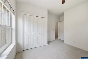 674 NE Newstead Ln, Hillsboro, OR 97006 - Photo 29