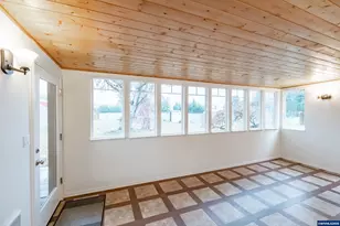 33745 McFarland Rd, Tangent, OR 97389 - Photo 17