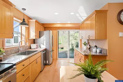 9275 SE Terrace View Ct, Amity, OR 97101 - Photo 5