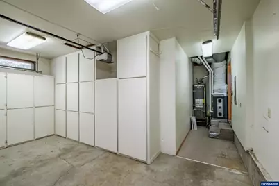 2040 NW 23rd St, Corvallis, OR 97330 - Photo 39