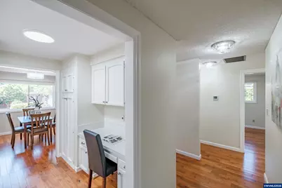 2040 NW 23rd St, Corvallis, OR 97330 - Photo 17