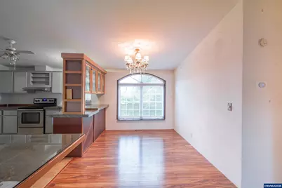 126 Lyons Ct SW, Albany, OR 97322 - Photo 5