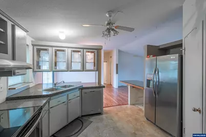 126 Lyons Ct SW, Albany, OR 97322 - Photo 9