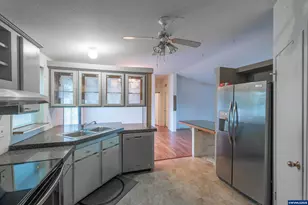 126 Lyons Ct SW, Albany, OR 97322 - Photo 9