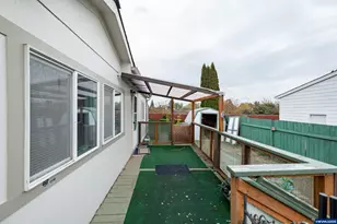 126 Lyons Ct SW, Albany, OR 97322 - Photo 33