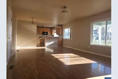 183 E Dodge St, Lebanon, OR 97355 - Photo 7