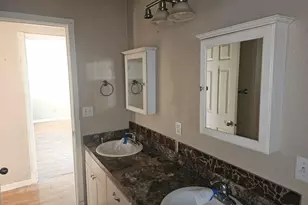 183 E Dodge St, Lebanon, OR 97355 - Photo 11