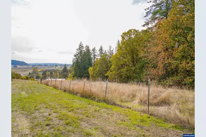 10865 South View Lp SE, Jefferson, OR 97352 - Photo 13