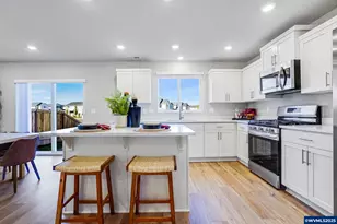 2219 Sawtelle Dr, Woodburn, OR 97071 - Photo 9