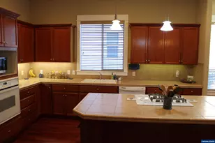 4900 SW Hollyhock Cir, Corvallis, OR 97333 - Photo 5