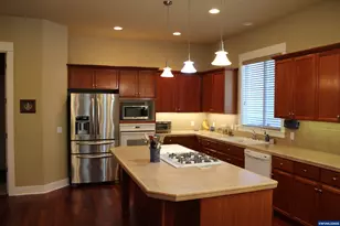 4900 SW Hollyhock Cir, Corvallis, OR 97333 - Photo 3