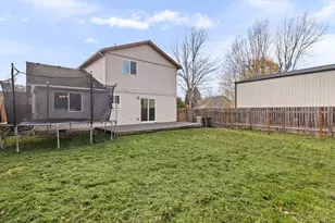 733 Walker Rd, Lebanon, OR 97355 - Photo 23