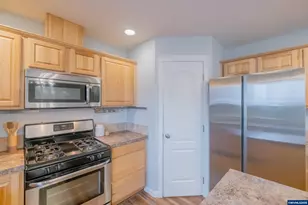 3462 Bald Eagle Dr, Lebanon, OR 97355 - Photo 21