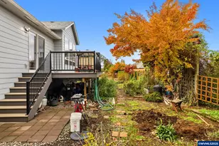 1409 Crestview Dr, Silverton, OR 97381 - Photo 5