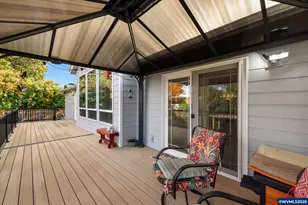 1409 Crestview Dr, Silverton, OR 97381 - Photo 5