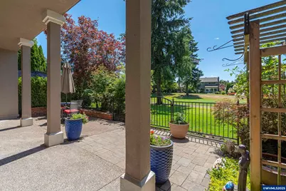 32082 SW Charbonneau Dr, Wilsonville, OR 97070 - Photo 25