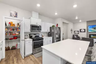 371 Himalaya St. NE, Salem, OR 97301 - Photo 17