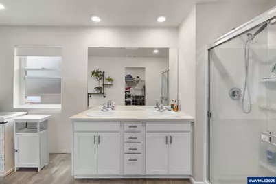 371 Himalaya St NE, Salem, OR 97301 - Photo 23