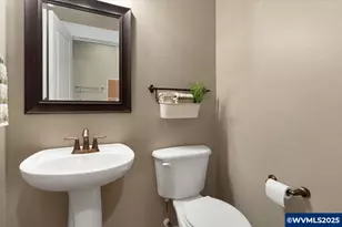 230 SW Wyatt St, Dallas, OR 97338 - Photo 19