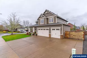 230 SW Wyatt St, Dallas, OR 97338 - Photo 5