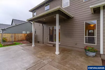 230 SW Wyatt St, Dallas, OR 97338 - Photo 39