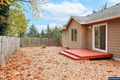 3047 Wallace Rd NW, Salem, OR 97304 - Photo 39
