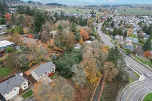 3047 Wallace Rd NW, Salem, OR 97304 - Photo 3