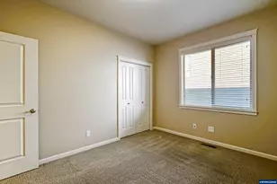 2049 Limestone Ave SE, Salem, OR 97306 - Photo 39