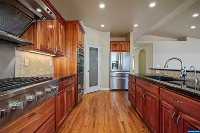 2049 Limestone Av SE, Salem, OR 97306 - Photo 23