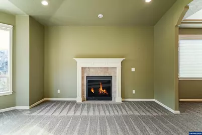 2049 Limestone Av SE, Salem, OR 97306 - Photo 9