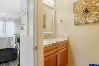 3902 Hawthorne Av NE, Salem, OR 97301 - Photo 3